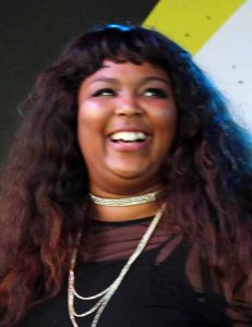 Celebrities with Hip Dips - Lizzo